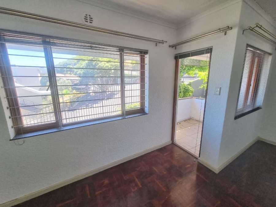 To Let 0 Bedroom Property for Rent in Sea Point Western Cape